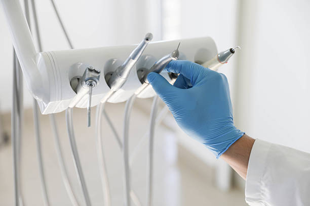 Professional Tooth Extraction technician working in La Palma, CA